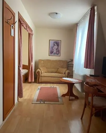 Karadi Apartmanhaz Hajdúszoboszló