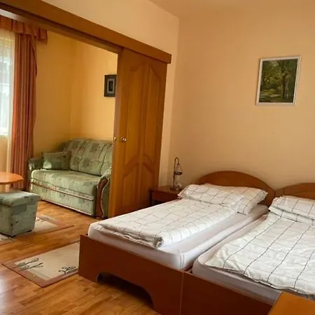 Karadi Apartmanhaz * Hajdúszoboszló