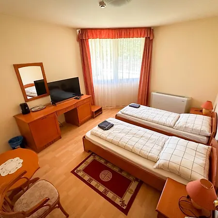 Apartment Karadi Apartmanhaz