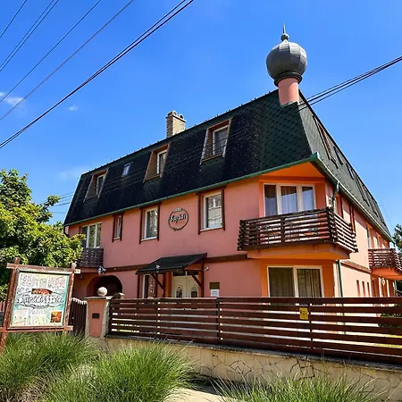 Karadi Apartmanhaz Hajduszoboszlo
